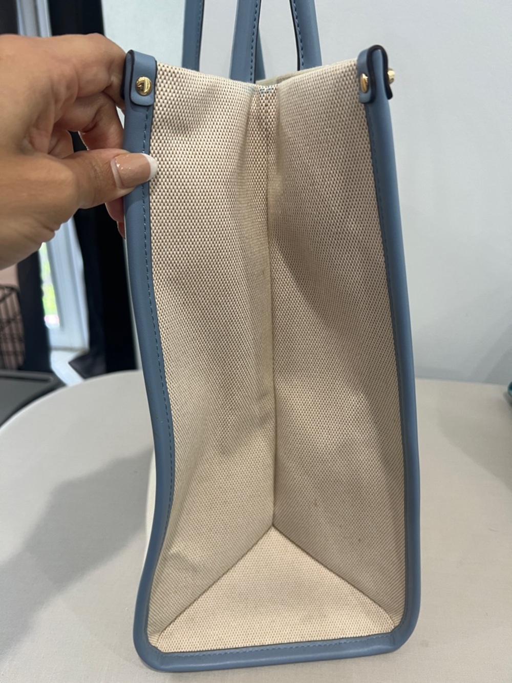 Michael Kors Beige Canvas Tote with Blue Trim and Logo - Picture 5 of 8